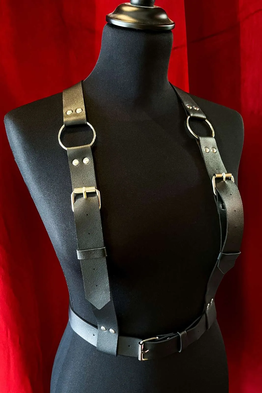 Noir Harness