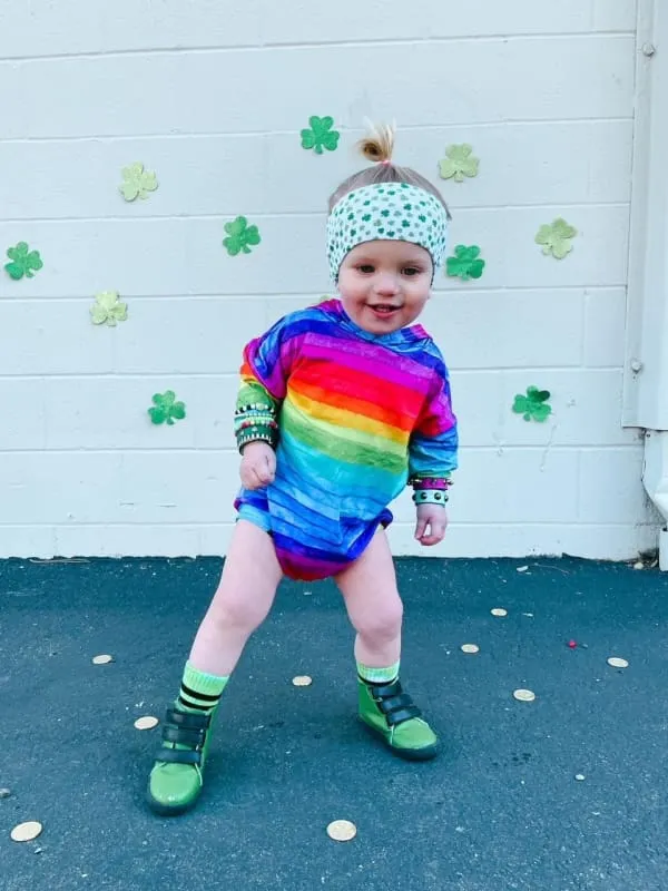 Stylish Bandanna-Style Headband with Shamrock Design for Boys